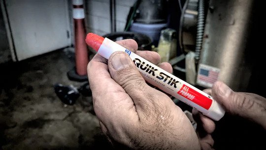 RED-QUIK STIK PAINT MARK